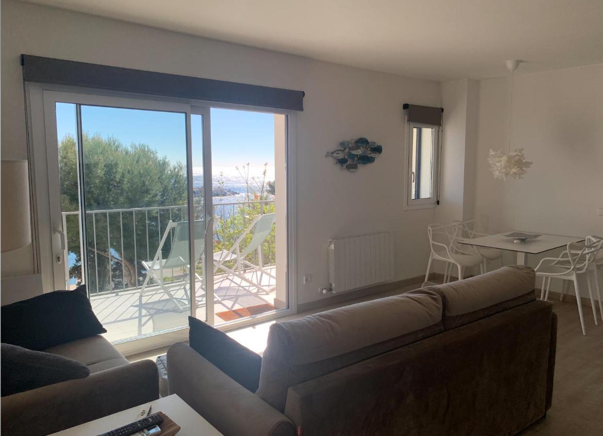 Magnific Apartament A Primera Linia De Mar Сан-Фаліу-да-Ґішулс Екстер'єр фото